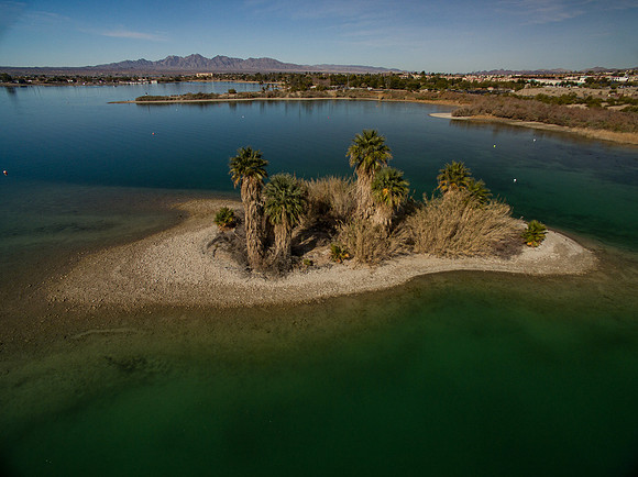 TINUVIEL-jetski-lagoon-aerials-1